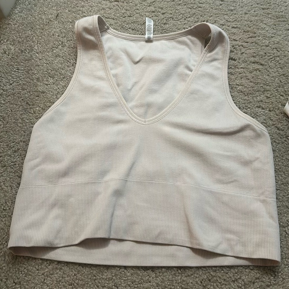 Athleta ribbed cropped athletic tank